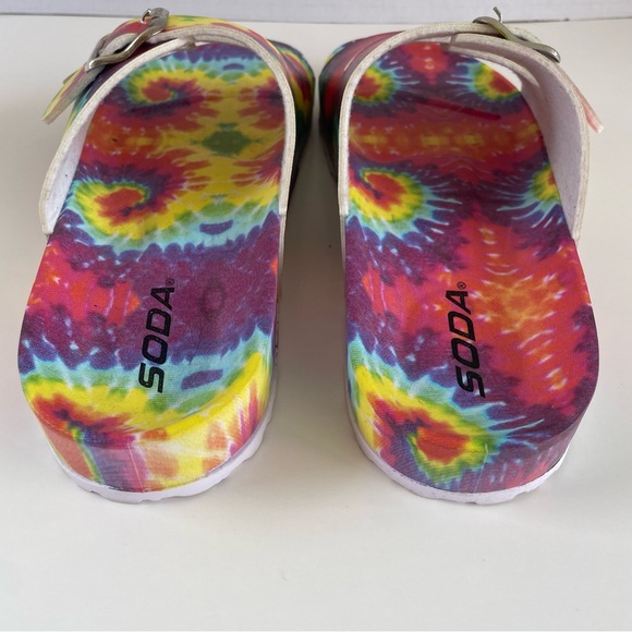 Soda Multicolored Sandals
Size 38 - Picture 6 of 7